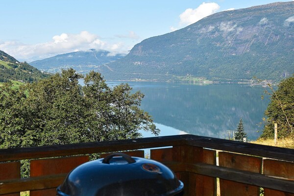6-persoons vakantiehuis in Olden met uitzicht op de Nordfjord - thumbnail 3