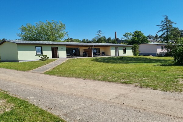 4-persoons bungalow aan het meer in Klein Labenz · 4 pers. - thumbnail 3