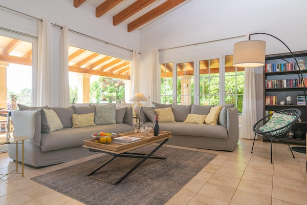 10-persoons villa met privézwembad in Cala Murada - thumbnail 2
