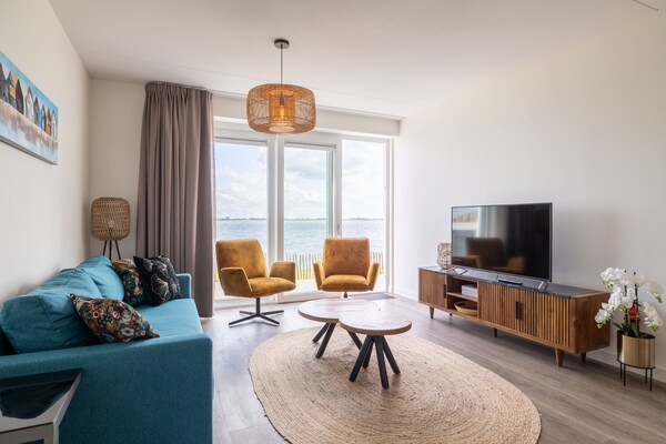 Panoramisch appartement met zeezicht in St. Annaland aan de Oosterschelde - thumbnail 3
