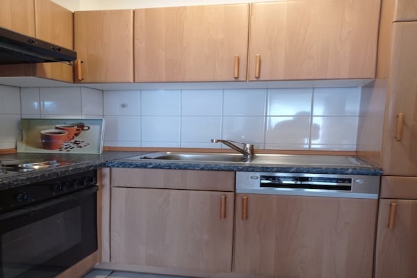 4-persoons appartement direct aan zee in Orth - thumbnail 3