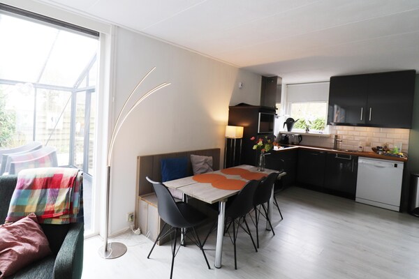 Luxe vakantiehuis voor 12 personen in Grou met bubbelbad en golfbaan - thumbnail 5