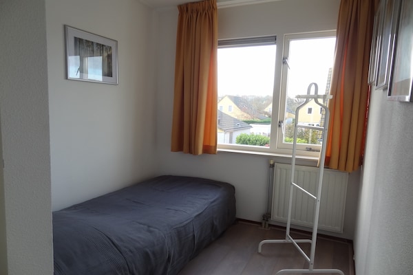 Halfvrijstaande vakantiewoning op 300m van de Oosterschelde in Wemeldinge - thumbnail 3