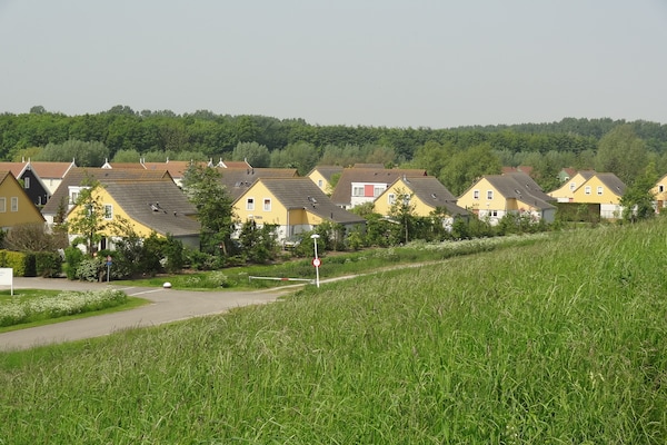Vrijstaande villa op 300m van zee in Wemeldinge, Zeeland - thumbnail 5