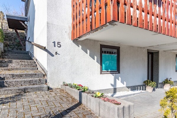 Ruim vakantiehuis voor 11 personen met panoramisch uitzicht in Bödefeld, Sauerland - thumbnail 2