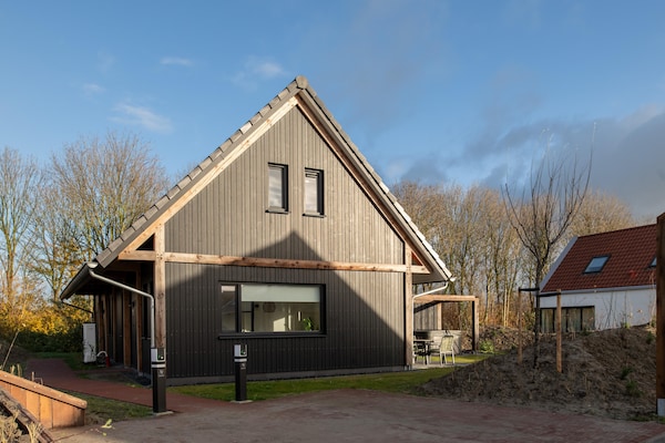 Luxe wellnessvakantiehuis aan de Zeeuwse kust met sauna en hottub - thumbnail 6
