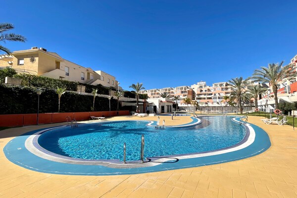 Costa Rey I: Gelijkvloers appartement 100m van het strand in Vera Playa - thumbnail 1