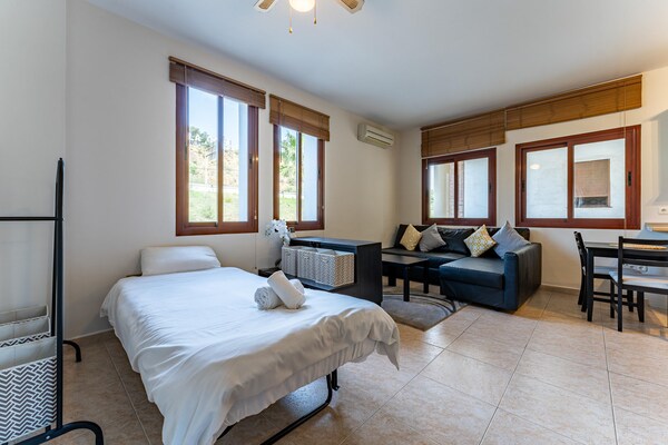 Zonnig studio-appartement aan de boulevard van La Cala de Mijas - thumbnail 2