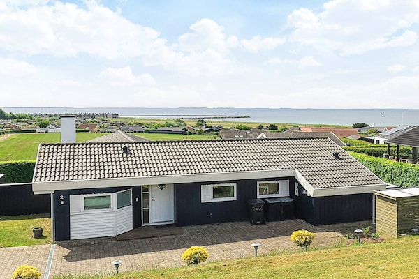 Op 350 m van het strand: sfeervol vakantiehuis in Karrebæksminde - thumbnail 2