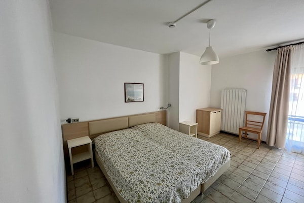 3-persoons appartement aan zee in centrum Pietra Ligure - thumbnail 2