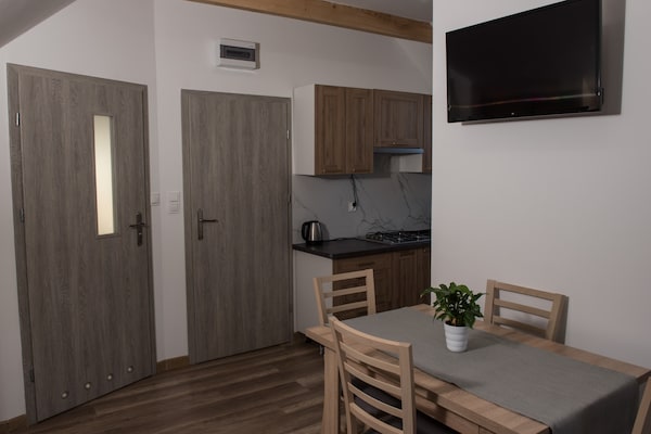Gezellig appartement met zwembad op 10 minuten van strand Jarosławiec - thumbnail 3