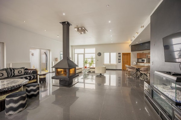 Luxe villa voor 10 personen met binnenzwembad, sauna & hamam in de bossen bij Verviers - thumbnail 6