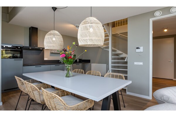 Luxe penthouse aan jachthaven Kamperland met uitzicht over polder - thumbnail 6