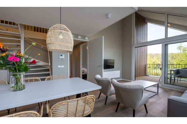 Luxe penthouse aan jachthaven Kamperland met uitzicht over polder - thumbnail 5