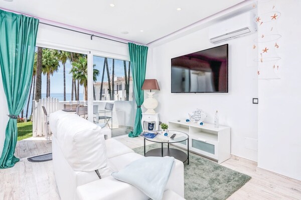 Perla de Algaida II: Elegant zeezicht appartement op 200m van het strand in Mijas - thumbnail 2