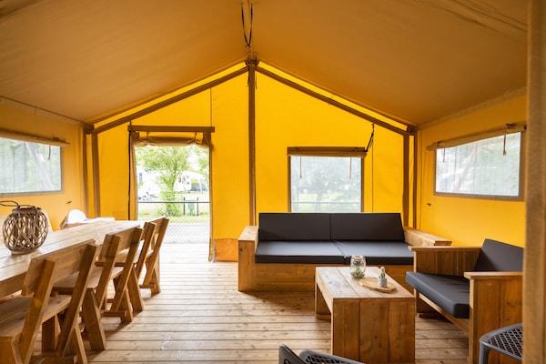 Safaritent met veranda op autoluw Glamping Resort Lauwersmeer - thumbnail 2
