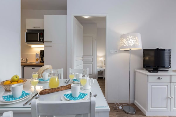 6-persoons vakantiehuis in Hourtin op 400 m van het meer - thumbnail 2