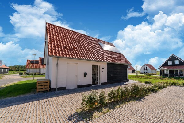 Vrijstaand vakantiehuis met tuin, 300m van strand Scherpenisse - thumbnail 6