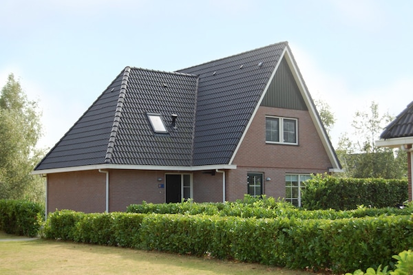 Beach Resort Makkum 32 - thumbnail 6