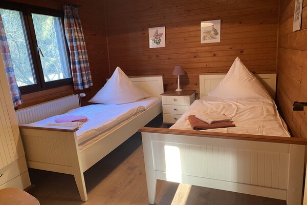 Knus vakantiehuis aan de bosrand met tuin bij Eschede, 4 personen - thumbnail 6