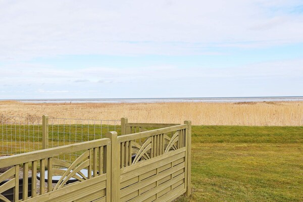 Vrijstaand vakantiehuis direct aan zee in Hadsund, op slechts 50 meter van het water - thumbnail 6