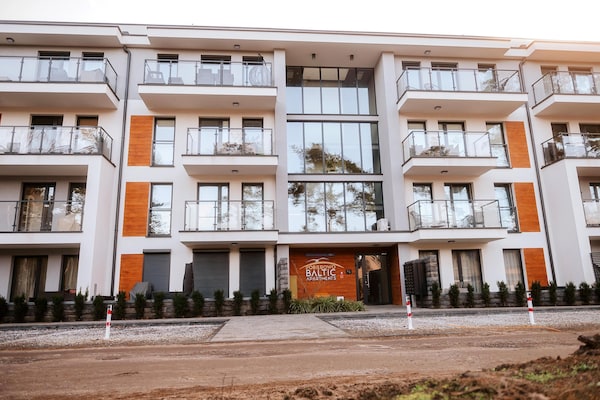 Op 450 m van zee: Modern appartement met wellness in Pobierowo - thumbnail 1