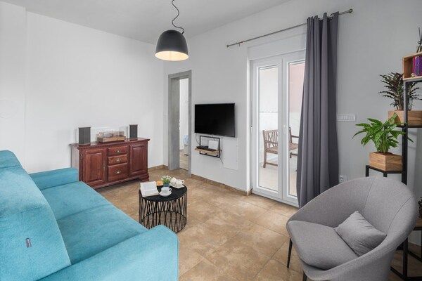 Op 1,0 km van het strand: Ruime villa in Labin voor 6 personen - thumbnail 3