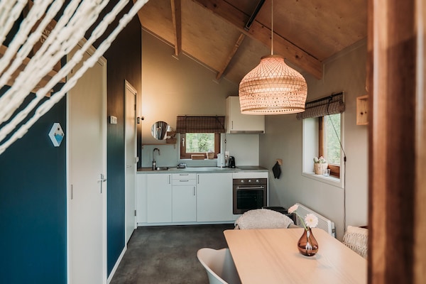 Wellness lodge met hottub aan de weilanden in Drenthe - thumbnail 3