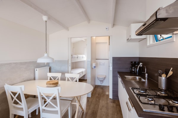 Beach House aan de duinen van Wijk aan Zee met zeezicht - thumbnail 4