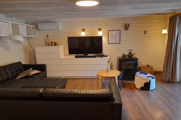 Sfeervol chalet in bosrijk Oud-Turnhout met omheinde tuin, 3 slaapkamers - thumbnail 2