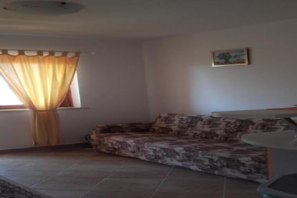 4-persoons appartement met terras in Karin Gornji - thumbnail 2