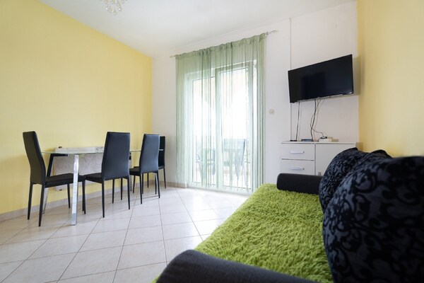 Zonovergoten appartement met terras en zeezicht vlakbij het strand - thumbnail 6