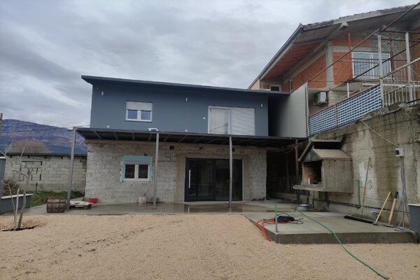Luxe appartement met zwembad op 500m van het strand in Split - thumbnail 5