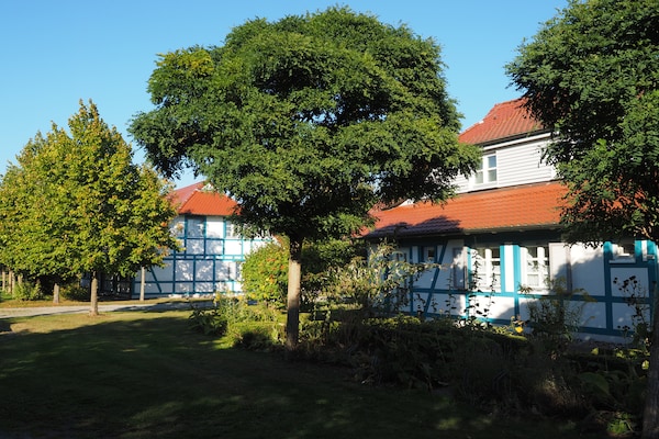 Op 800 m van zee: Comfortabel appartement voor 4 personen in Dranske - thumbnail 2
