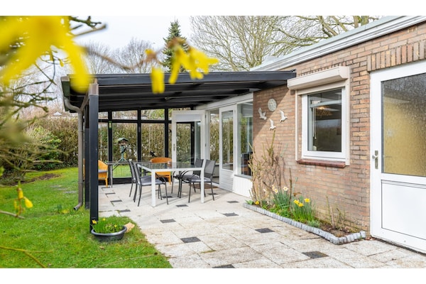 Vrijstaand vakantiehuis op 100m van Veerse Meer in Kortgene - thumbnail 3