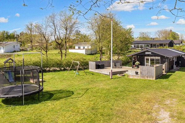 Aan zee: Licht vakantiehuis voor 8 personen in Højslev - thumbnail 1