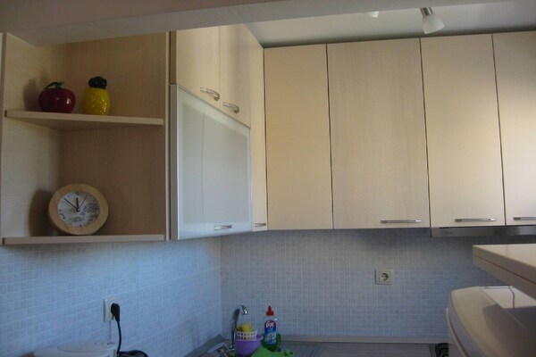 Superior appartement met terras op Murter, 200m van het strand - thumbnail 5