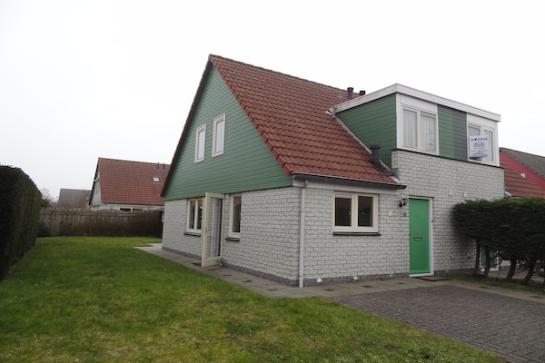 Charmant vakantiehuis op 300m van zee in Wemeldinge - thumbnail 1