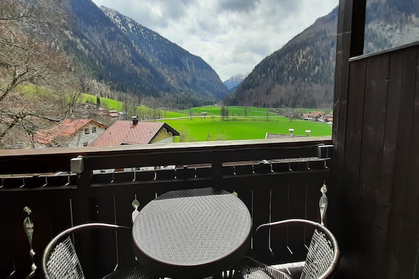 Op 350 m van de piste: Luxe appartement in Bayrischzell - thumbnail 2