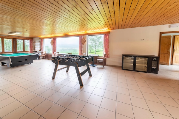 Op 1,0 km van het meer: 60-persoons vakantiehuis in Grand-Han - thumbnail 5