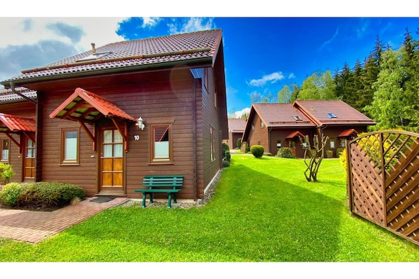 4-persoons vakantiehuis aan de piste in Hasselfelde · 66 m² - thumbnail 1
