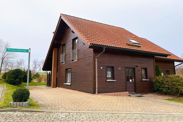 Knus houten vakantiehuis aan de rand van Hasselfelde met gratis WiFi - thumbnail 2