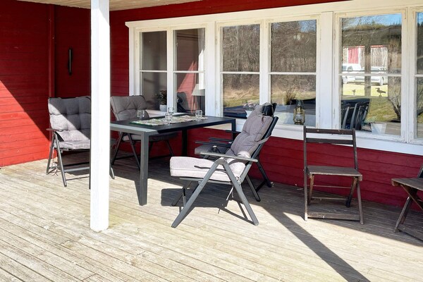 Vrijstaand vakantiehuis aan het Gransjönmeer met privé terras en uitzicht - thumbnail 3