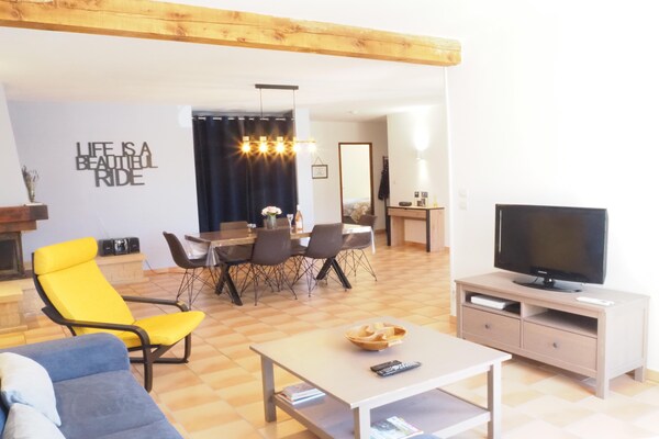 Gerenoveerd vakantiehuis met privézwembad nabij centrum Vaison-la-Romaine - thumbnail 5