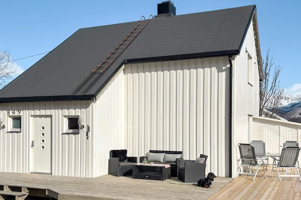 Gerenoveerd vakantiehuis aan zee in Rødsand, Senja – 4 personen - thumbnail 3