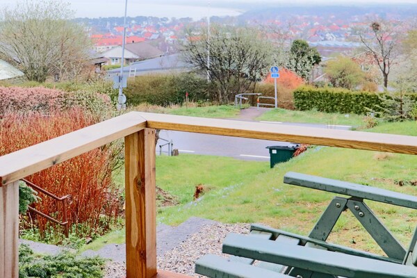 Karaktervolle villa met zeezicht op loopafstand van Båstad centrum - thumbnail 6