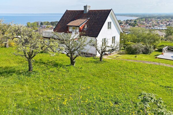 Op 800 m van zee: Karaktervol vakantiehuis in Båstad - thumbnail 3