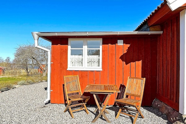 Gerenoveerd vakantiehuis op 250m van het Vänermeer bij Mariestad - thumbnail 3