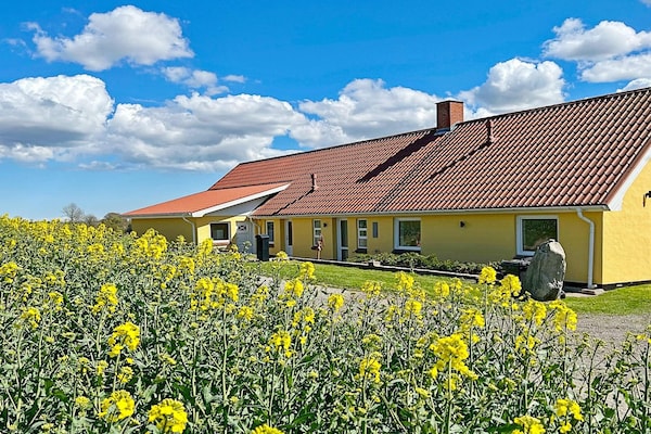 Gerenoveerd landhuis aan de golfbaan bij Østervrå, 4 personen - thumbnail 2