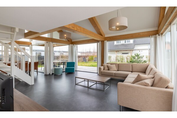 Lichte strandvilla met tuin op 500m van het strand van Renesse - thumbnail 2